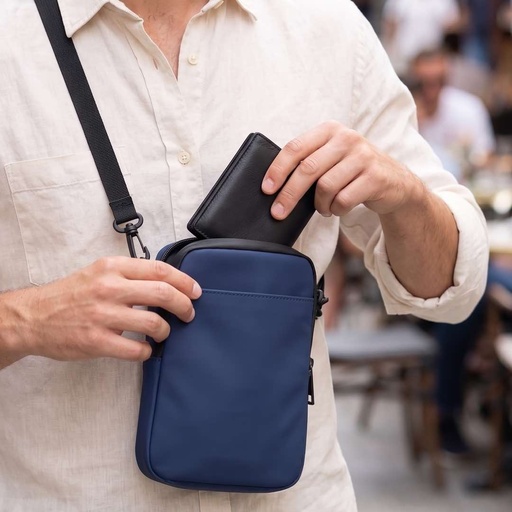 UPTON - Giftology Crossbody Travel Bag - Navy Blue